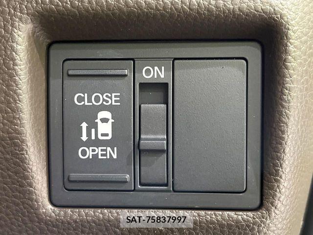Honda N BOX 2023-11 6716805-3