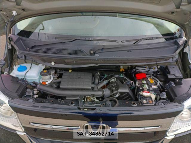 Honda N BOX 2021-02 6752565-17