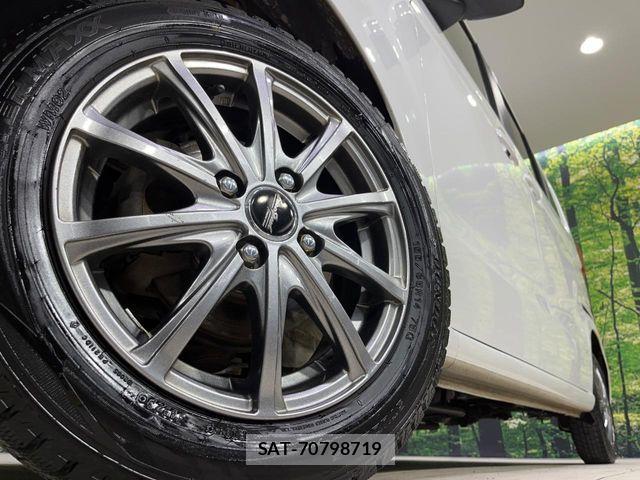 Honda N BOX 2019-09 6909882-12