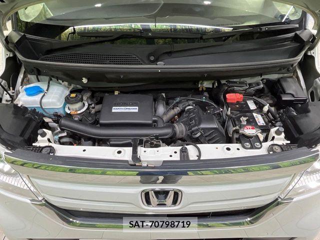 Honda N BOX 2019-09 6909882-17