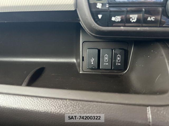 Honda N BOX 2023-09 6909884-11