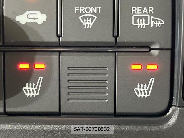 Honda N BOX 2024-12 6909874-5
