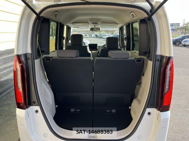 Honda N BOX 2025-11 6909877-20