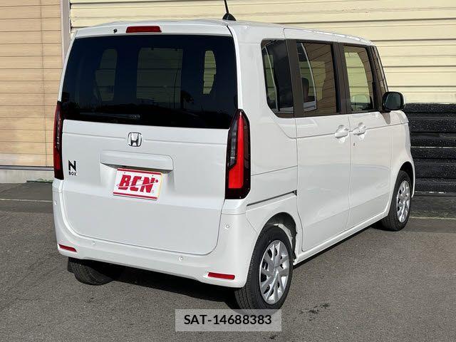 Honda N BOX 2025-11 6909877-2