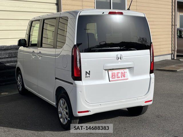 Honda N BOX 2025-11 6909877-8