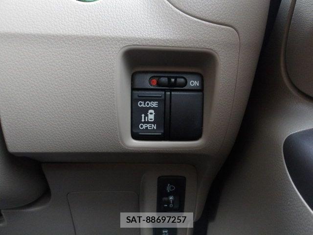 Honda N BOX 2015-05 6996146-17