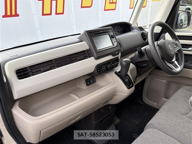 Honda N BOX 2017-10 7059853-24