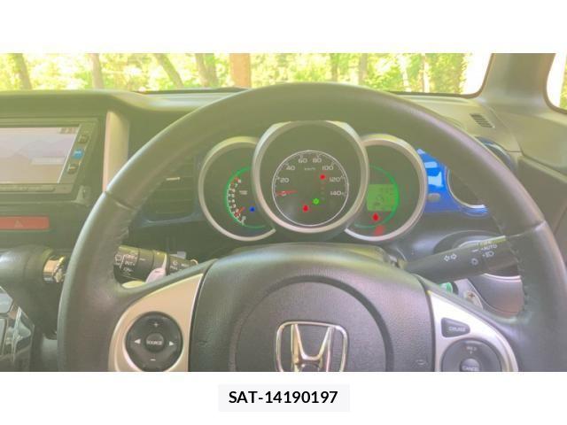 Honda N BOX 2016-03 7059859-14