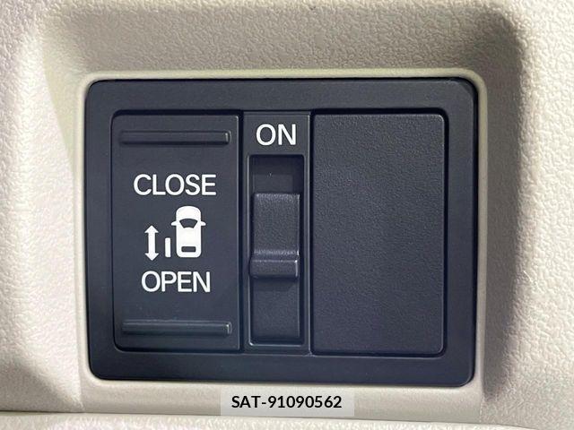 Honda N BOX 2024-11 7059846-2