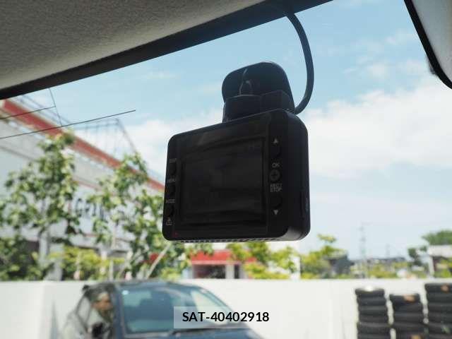 Honda N BOX 2021-01 7215898-15