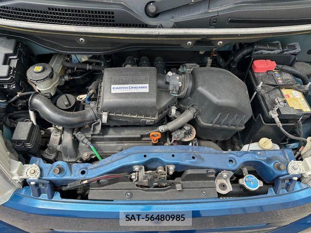 Honda N BOX 2014-02 7222509-5