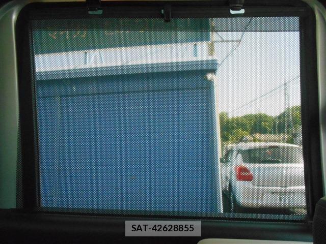 Honda N BOX 2019-08 7222510-27