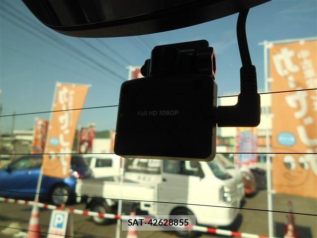 Honda N BOX 2019-08 7222510-8