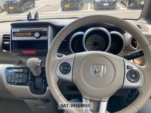 Honda N BOX 2013-07 7222508-17