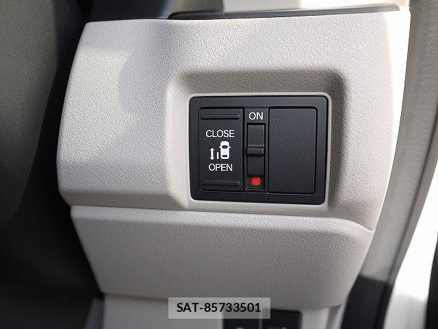 Honda N BOX 2025-10 7222521-13