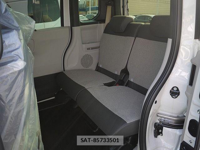 Honda N BOX 2025-10 7222521-7