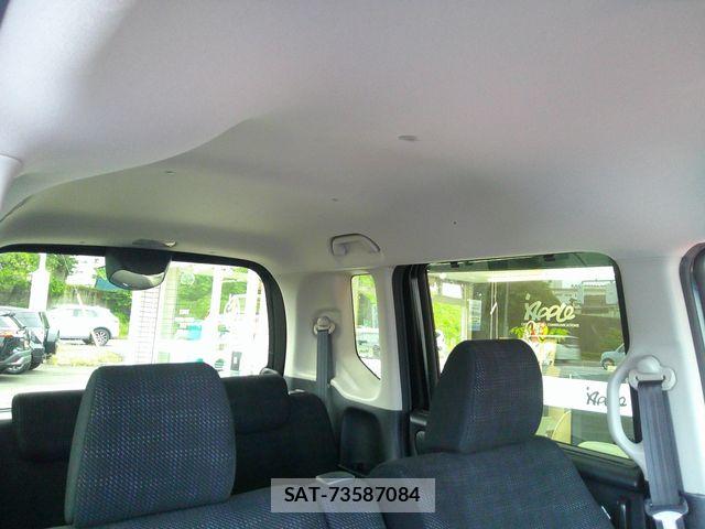 Honda N BOX 2017-03 7251692-12