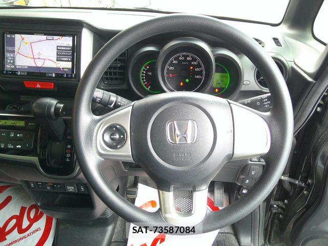 Honda N BOX 2017-03 7251692-7