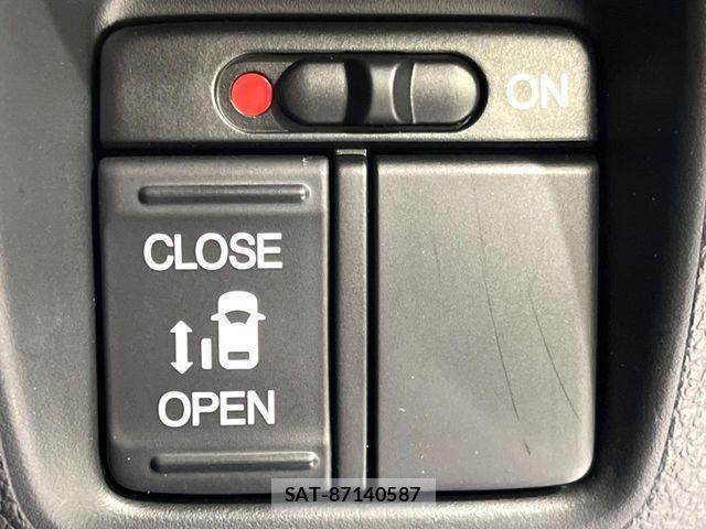 Honda N BOX 2015-12 7251687-5