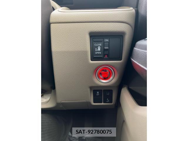 Honda N BOX 2017-10 7251689-11