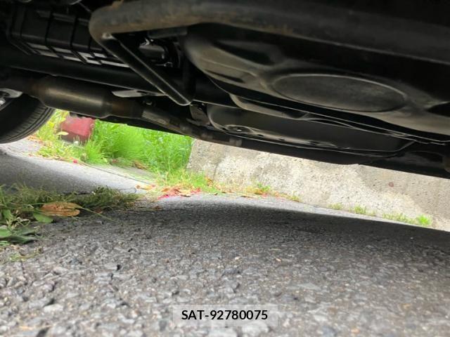 Honda N BOX 2017-10 7251689-22