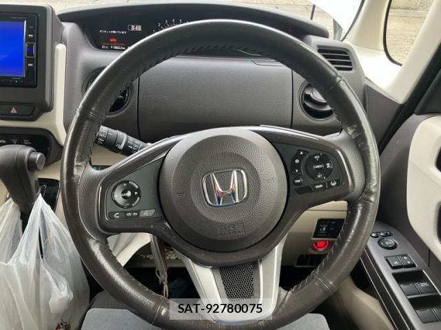 Honda N BOX 2017-10 7251689-8