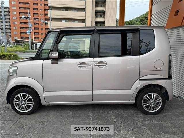 Honda N BOX 2013-03 7272469-11