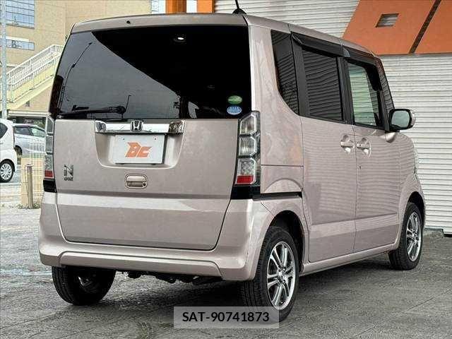 Honda N BOX 2013-03 7272469-12