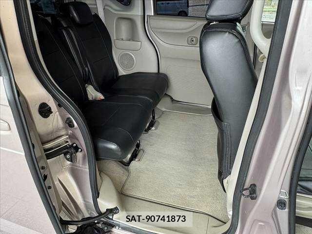 Honda N BOX 2013-03 7272469-16