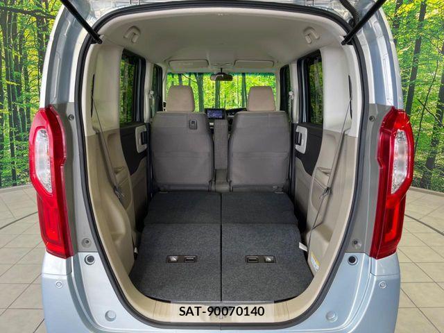 Honda N BOX 2019-06 7328778-9