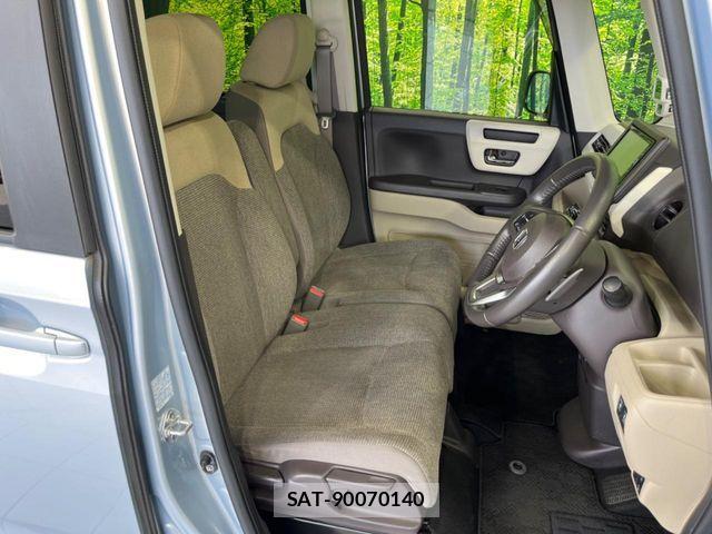 Honda N BOX 2019-06 7328778-7