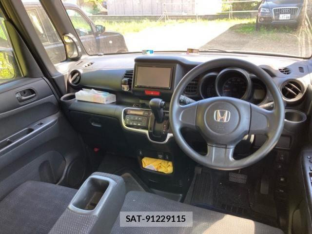 Honda N BOX 2017-06 7328780-13