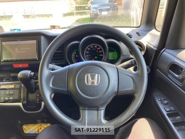 Honda N BOX 2017-06 7328780-15