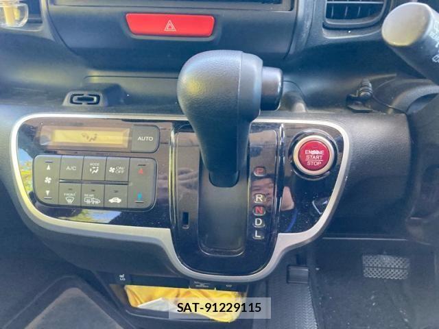Honda N BOX 2017-06 7328780-17