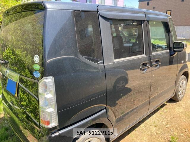 Honda N BOX 2017-06 7328780-1