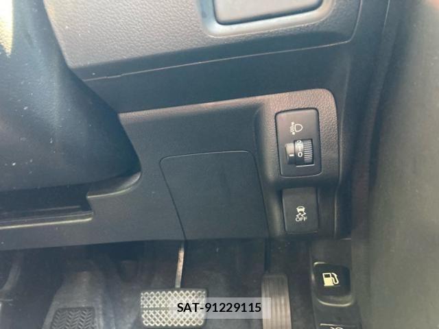 Honda N BOX 2017-06 7328780-19