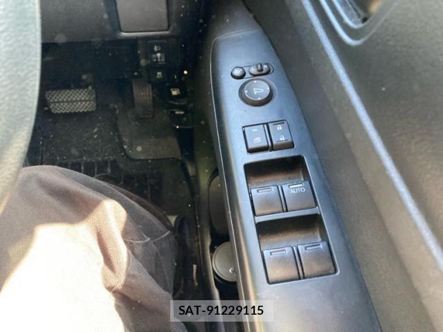 Honda N BOX 2017-06 7328780-20