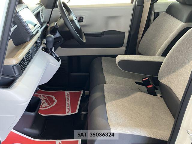 Honda N BOX 2025-10 7328768-17