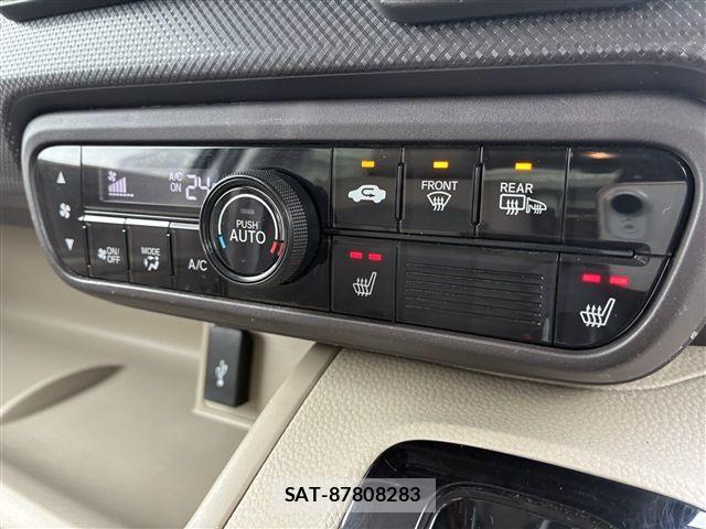 Honda N BOX 2020-04 7358969-23