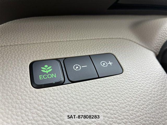 Honda N BOX 2020-04 7358969-25