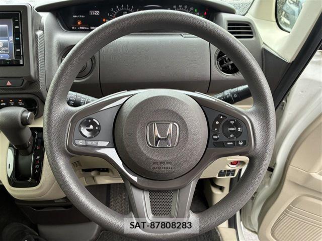 Honda N BOX 2020-04 7358969-29