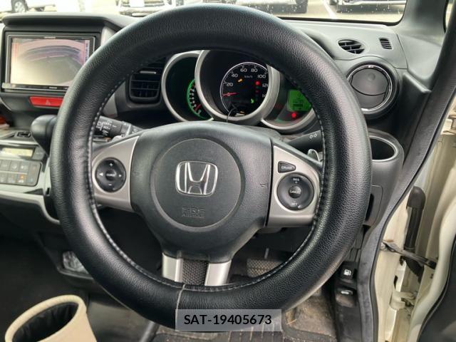 Honda N BOX 2014-03 7358972-11
