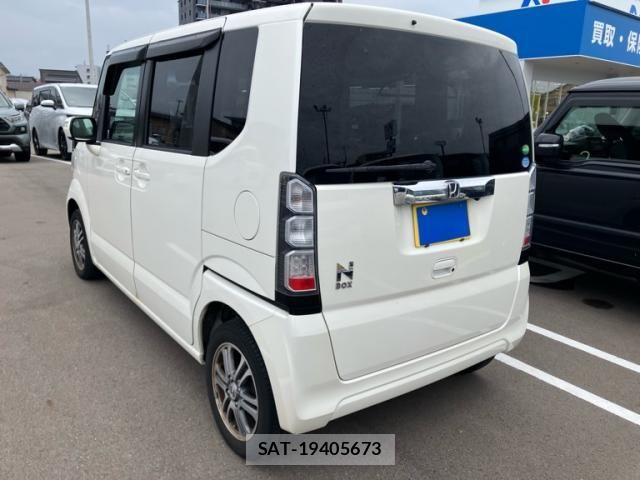 Honda N BOX 2014-03 7358972-3