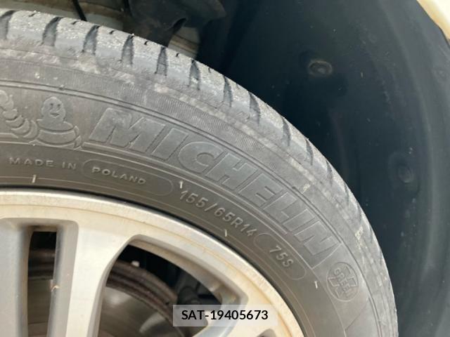 Honda N BOX 2014-03 7358972-6