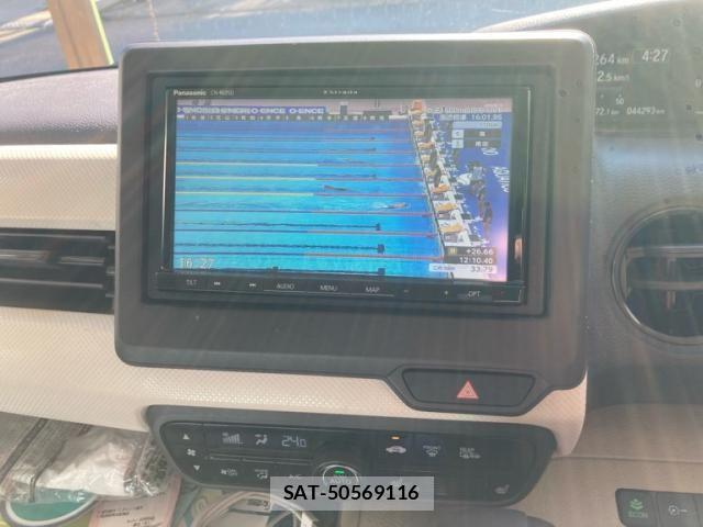 Honda N BOX 2019-08 7358967-16