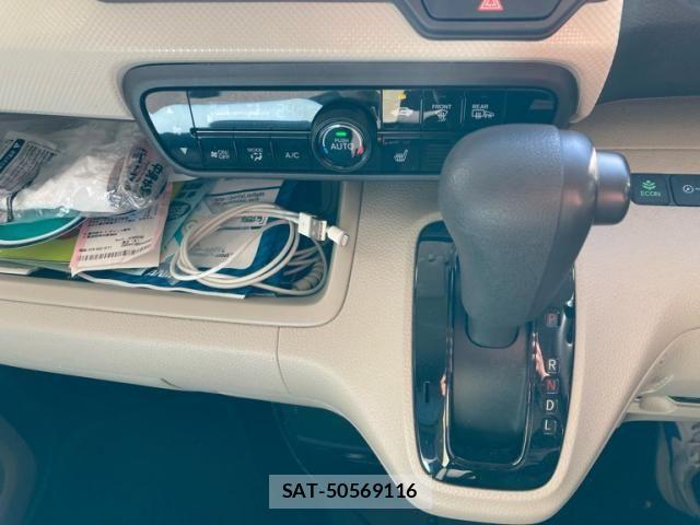 Honda N BOX 2019-08 7358967-19
