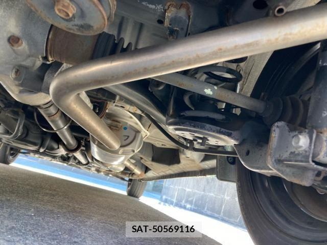 Honda N BOX 2019-08 7358967-22