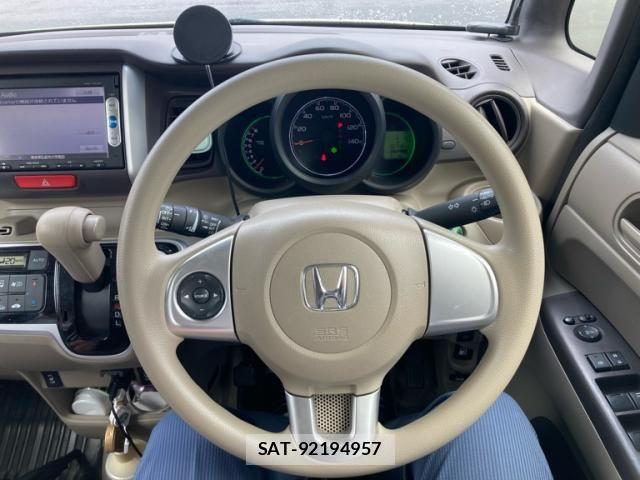 Honda N BOX 2015-06 7358968-16
