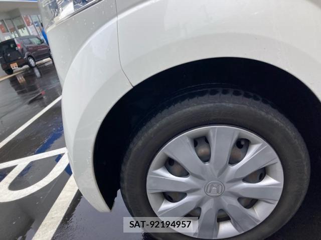 Honda N BOX 2015-06 7358968-7