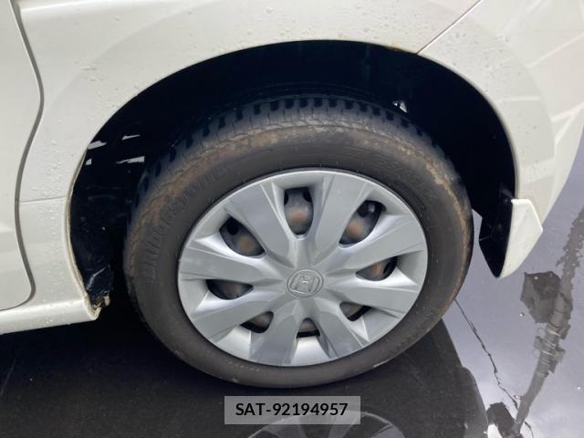 Honda N BOX 2015-06 7358968-8